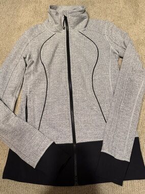 Lululemon Women's Zip-Front